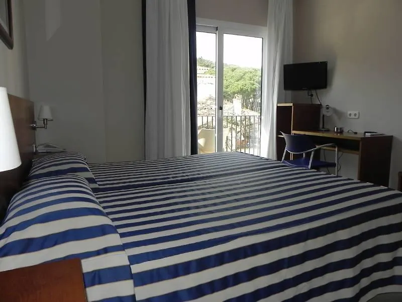 Hotel Tamariu 3*,  Spain