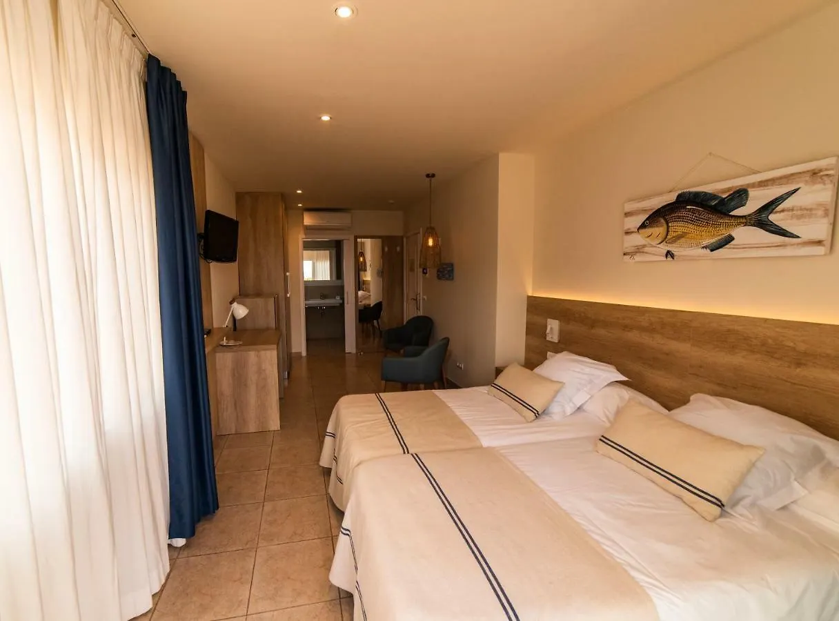 Hotel Tamariu 3*,  Spain